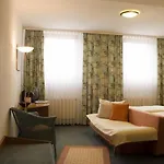 Logis Stadt Neustadt Hotel