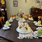 Logis Stadt Neustadt