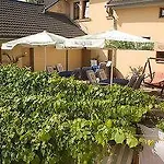 Logis Stadt Neustadt