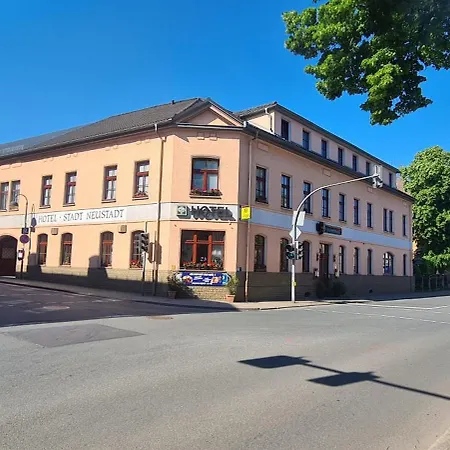 Logis Stadt Neustadt 4*