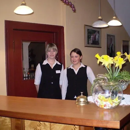 Logis Stadt Neustadt 4* Neustadt an der Orla