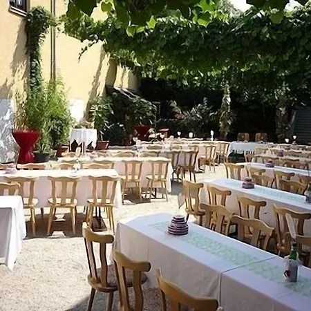 Logis Stadt Neustadt 4* Neustadt an der Orla