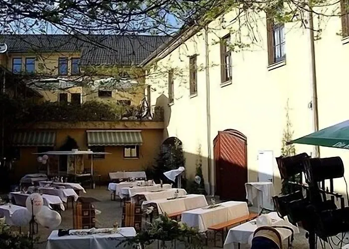 Hotel Logis Stadt Neustadt