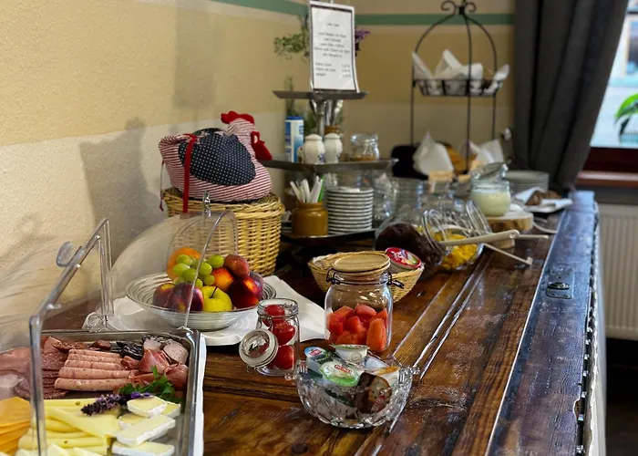 Stadt Neustadt Otel 4*